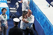 Deutsch: Boxen bei den Olympischen Jugendspielen 2018 Tag 12, 18. Oktober 2018 - Medaillenzeremonie im Fliegengewicht der Mädchen - Gold: Martina La Piana (Italien), Silber: Adijat Gbadamosi (Nigeria), Bronze: Heaven Destiny Garcia (USA); Medaillenübergabe durch Habu Gumel (IOC, Nigeria), Geschenkübergabe durch Dr. Joseph O. Ayeni (Nigeria, AIBA). English: Boxing at the 2018 Summer Youth Olympics on 18 October 2018 – Girl's flyweight Medal Ceremony - Gold: Martina La Piana (Italy), Silver: Adijat Gbadamosi (Nigeria), Bronze: Heaven Destiny Garcia (USA); Medal handover by Habu Gumel (IOC, Nigeria), Gift presented by Dr. Joseph O. Ayeni (Nigeria, AIBA). Español: Boxeo en los Juegos Olímpicos Juveniles de Verano de 2018 en 18 de octubre de 2018 - Ceremonia de la Medalla de peso mosca para niñas - Oro: Martina La Piana (Italia), Plata: Adijat Gbadamosi (Nigeria), Bronce: Heaven Destiny Garcia (Estados Unidos); Entrega de medallas por Habu Gumel (COI, Nigeria), Regalo presentado por Joseph O. Ayeni (Nigeria, AIBA).