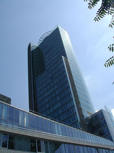 Tập_tin:Bratislava_Central_Bank3.jpg