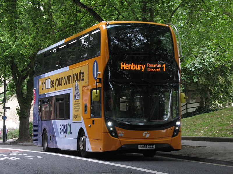 File:Bristol Newgate - First 33964 (SN65ZCZ) on diversion.JPG