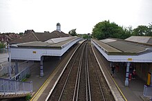 Broadstairs Station Looking South From The Walkway.jpg
