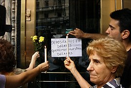 Buenos Aires - Manifestación contra el Corralito - 20020206-03.JPG