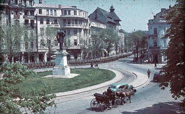 Soldiers marching in Bucharest, 1941