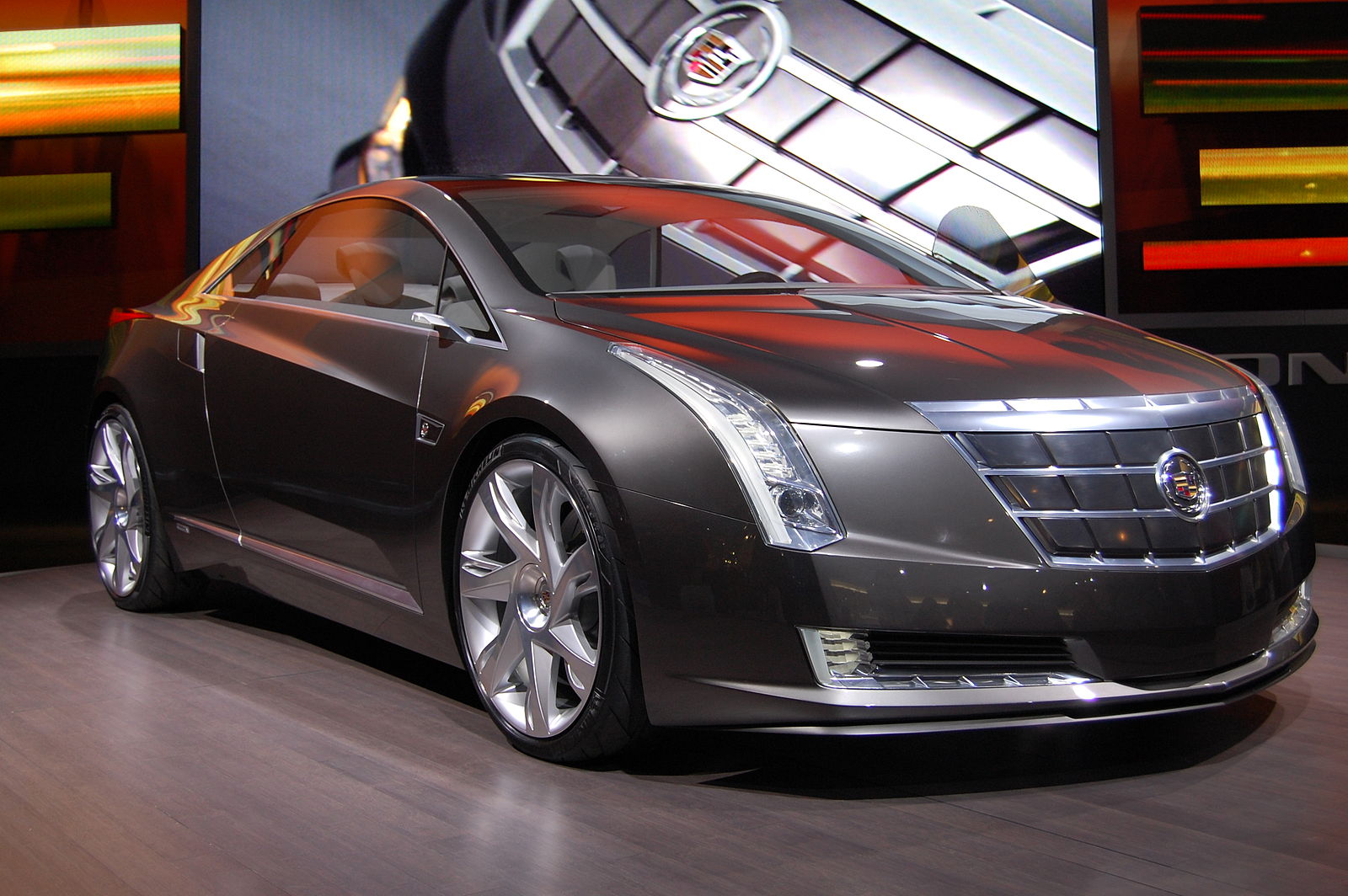 Cadillac Sport 2014