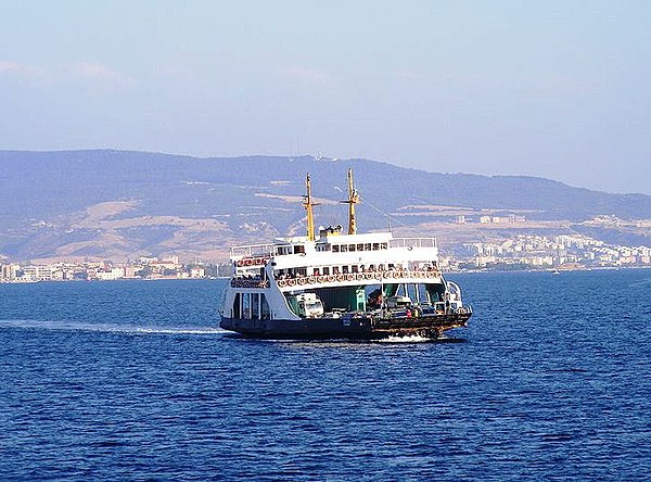 Car ferry crossing the Straits of Dardanelles between Çanakkale and Eceabat