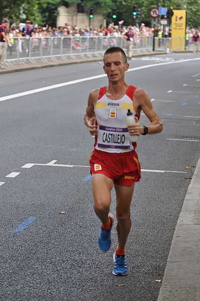 Carles Castillejo in men's marathon