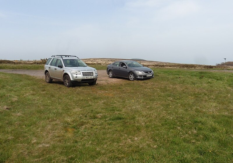 File:Cars parked at Yenworthy - geograph.org.uk - 6125908.jpg