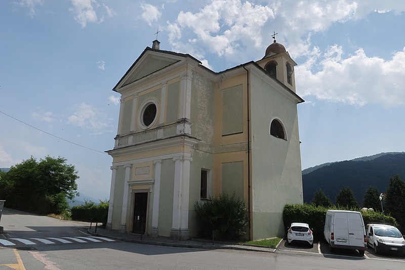 File:Casale Corte Cerro Chiesa della Madonna di Pompei.jpg