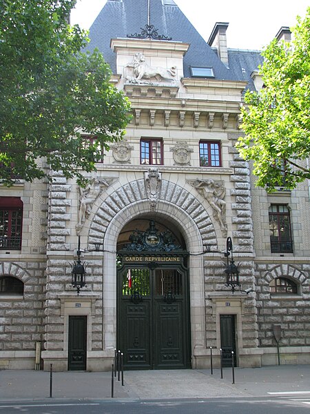 File:Caserne des Célestins 2009.JPG