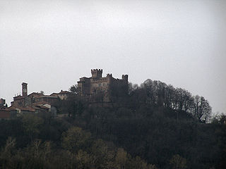 <span class="mw-page-title-main">Cinzano, Piedmont</span> Comune in Piedmont, Italy