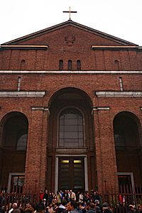 Église de San Protaso Milan, vue de la façade.jpg