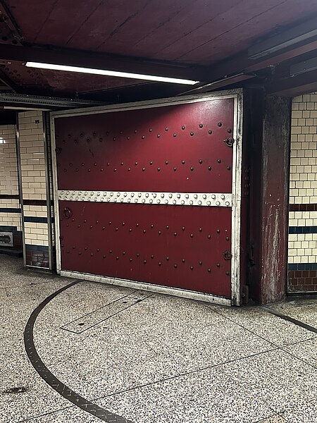 File:City of Westminster - Baker Street tube station - 20230904134559.jpeg