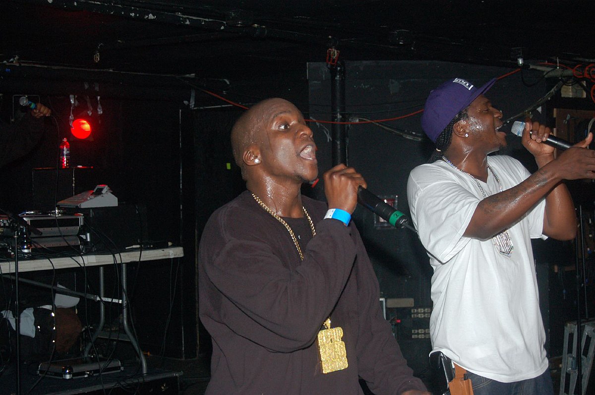 https://upload.wikimedia.org/wikipedia/commons/thumb/4/4a/Clipse3.jpg/1200px-Clipse3.jpg