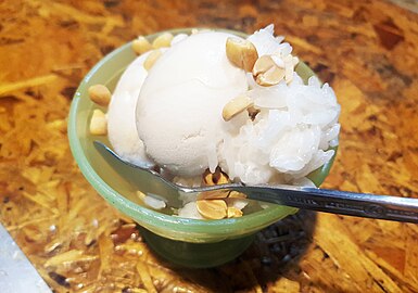 Coconut Ice Cream 2018-08-03 (2).jpg