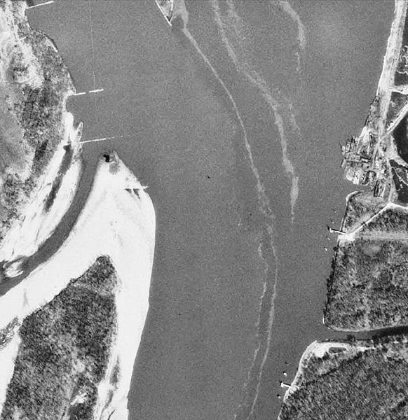 File:Confluence of the Missouri and Mississippi rivers.jpg