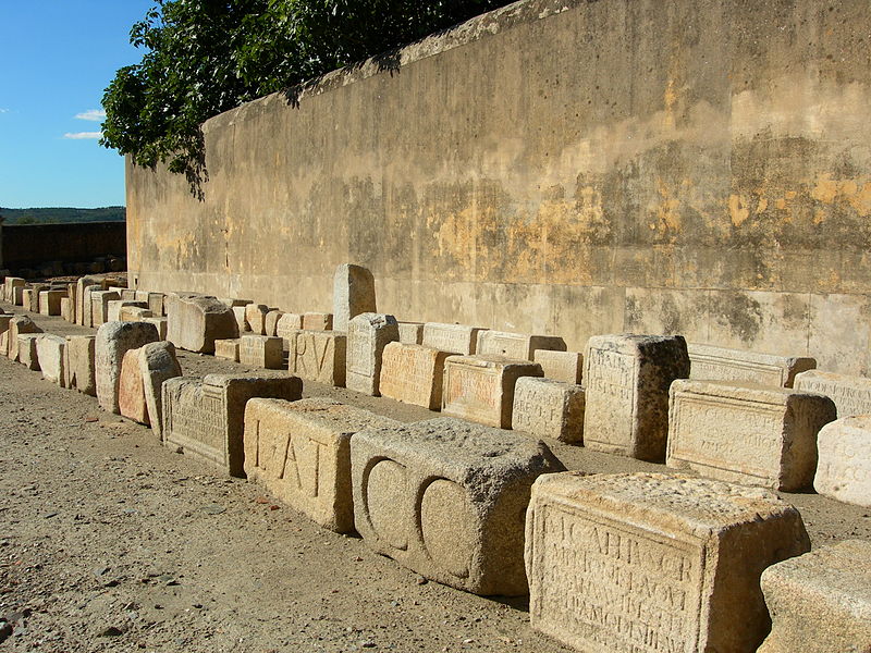 File:Conjunto arquitectónico e arqueológico de Idanha-a-Velha III.jpg