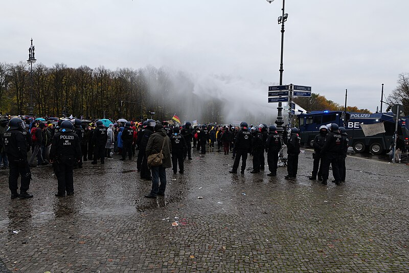 File:Conspiracist demonstration Berlin 2020-11-18 276.jpg