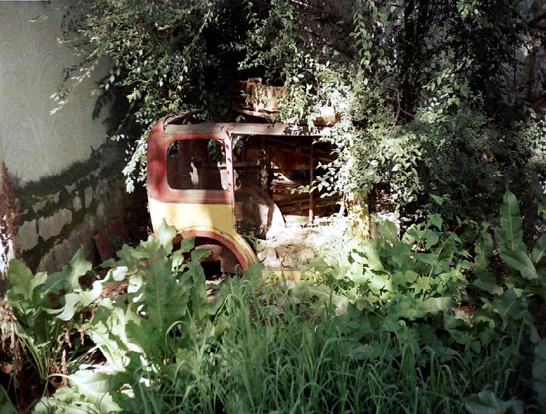 File:Dalai Lama's Baby Austin car.jpg