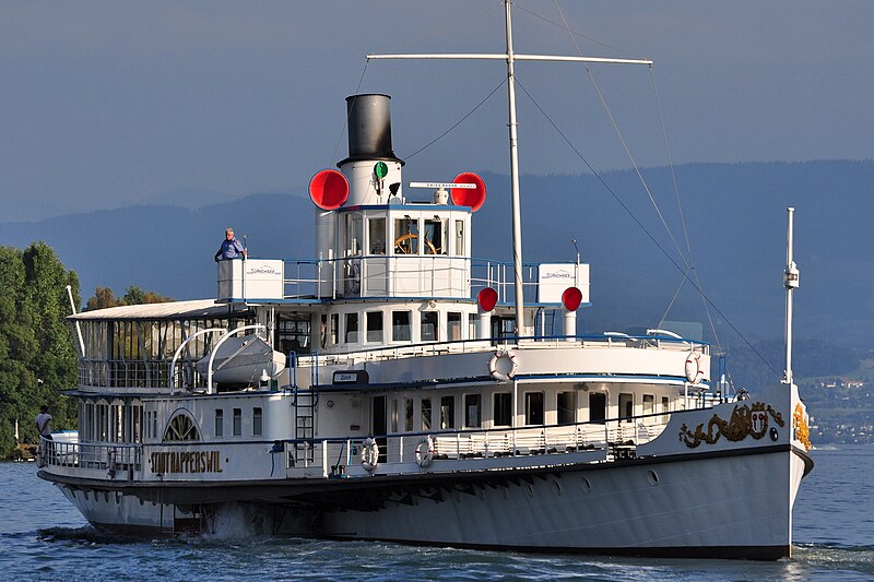 File:Dampfschiff Stadt Rapperswil - General-Guisain-Quai 2011-07-31 19-21-52.jpg