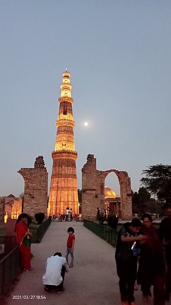 File:Delhi by.jpg