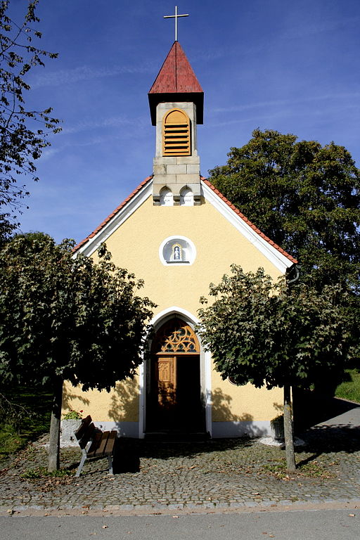 Denkmal Bayern Vohenstrauß Burgtreswitz D-3-74-162-57 Dorfkapelle Braunetsrieth Portal