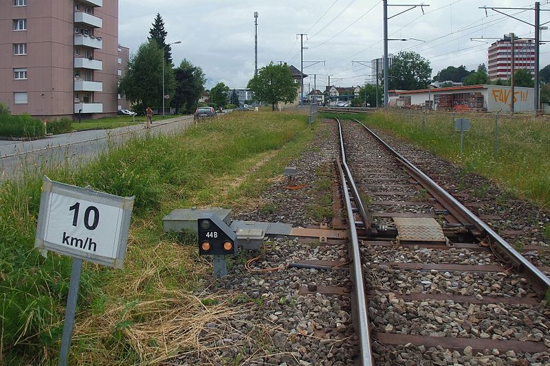 File:Derailment, catch point, Switzerland.jpg