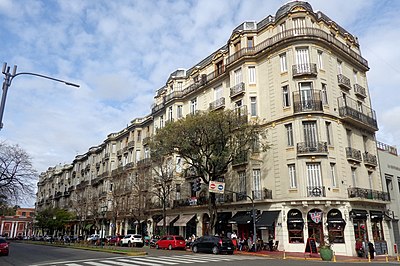 Avenida Caseros