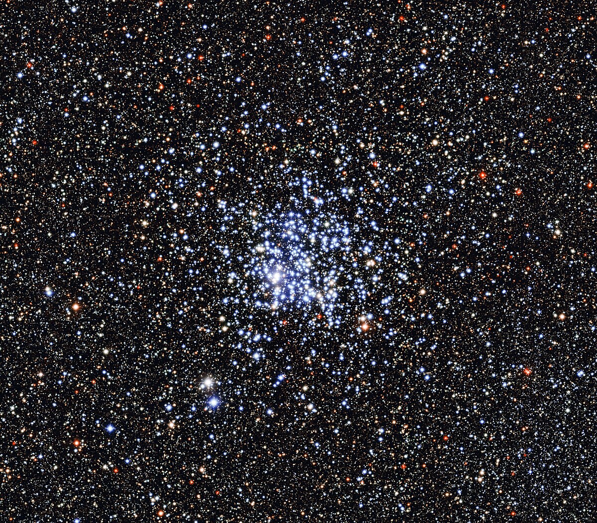 File:Eso1430a.jpg - Wikipedia