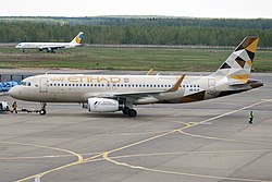 Etihad Airways, A6-EJA, Airbus A320-232 (26910010062).jpg