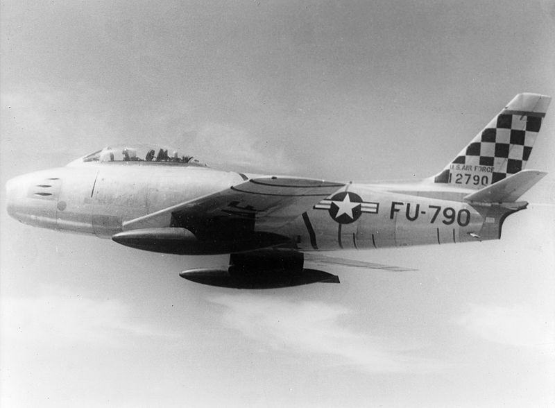 File:F-86E 51st FW over Korea Sep 1952.jpg