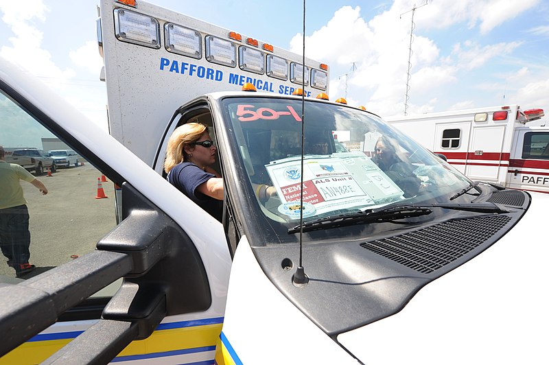 File:FEMA - 38198 - Ambulances being prepared for Hurricane Ike in Texas.jpg