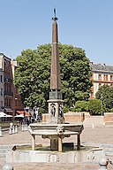 Fontein van de Place Saint-Étienne Toulouse.jpg