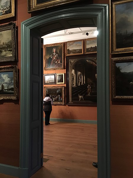 File:Galerij Prins Willem V interior (2017) img 08.jpg