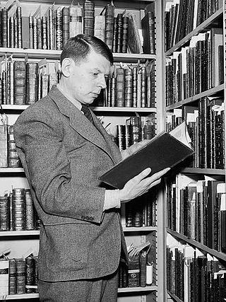 <span class="mw-page-title-main">Giles Dawson</span> American 20th-century Shakespearean scholar, paleographer, and librarian