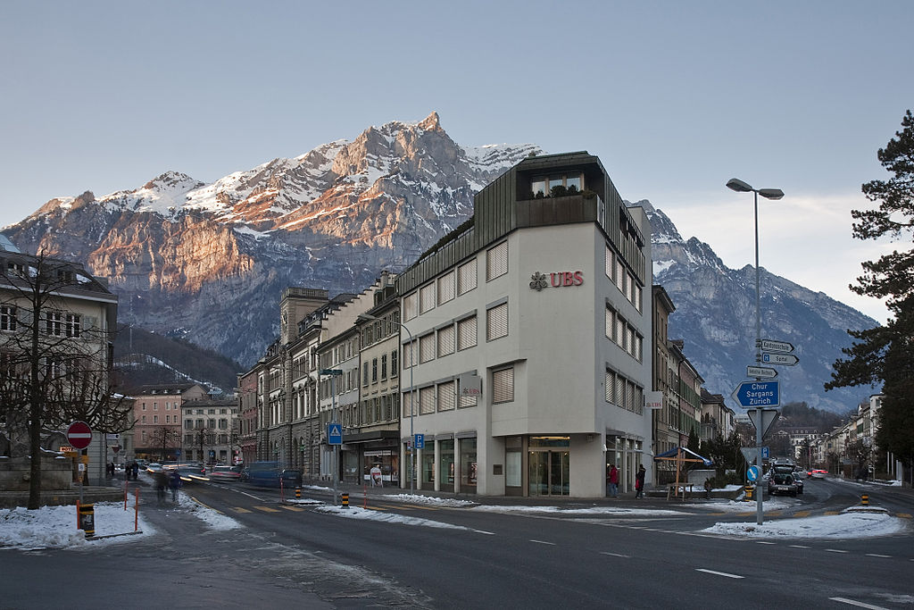 Glarus Buerogebaude.jpg