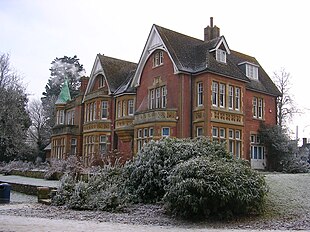 Goff's Park House, Crawley, Winter Scene.jpg