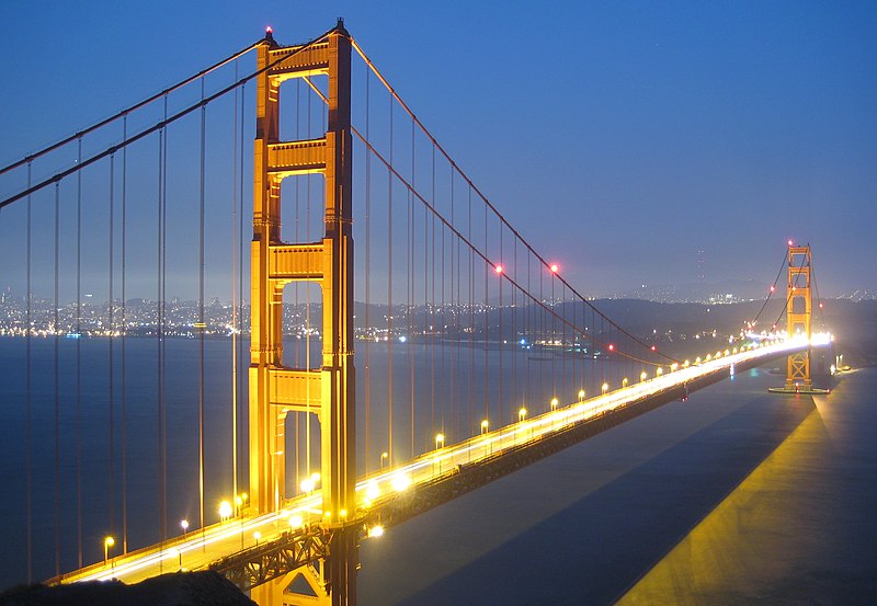 File:Golden Gate Bridge bei Nacht.JPG