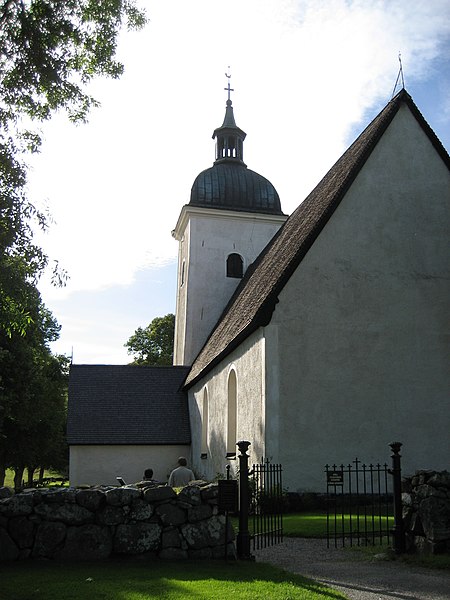 File:Grödinge kyrka 1.jpg