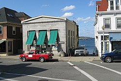 Granit Tasarruf Bankası, Rockport MA.jpg