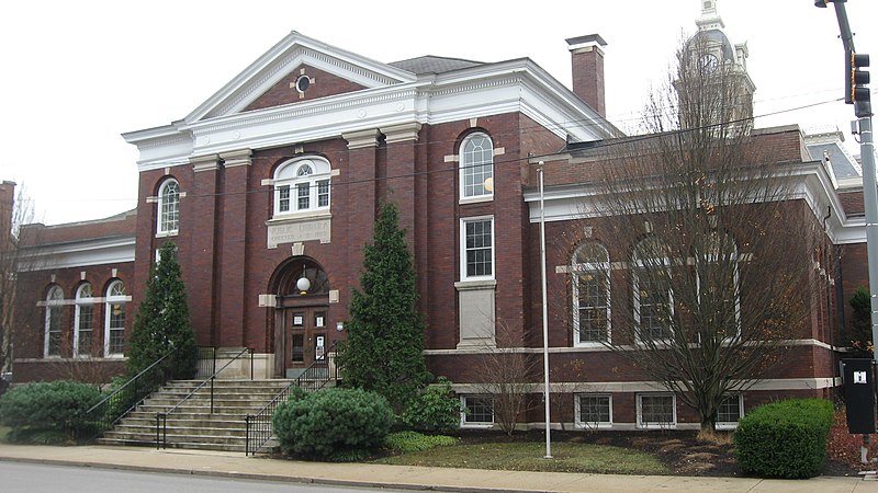 File:Guernsey County District Public Library.jpg