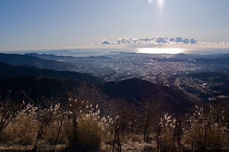 Hadano-Basin from Mt.Kunugi 01.jpg