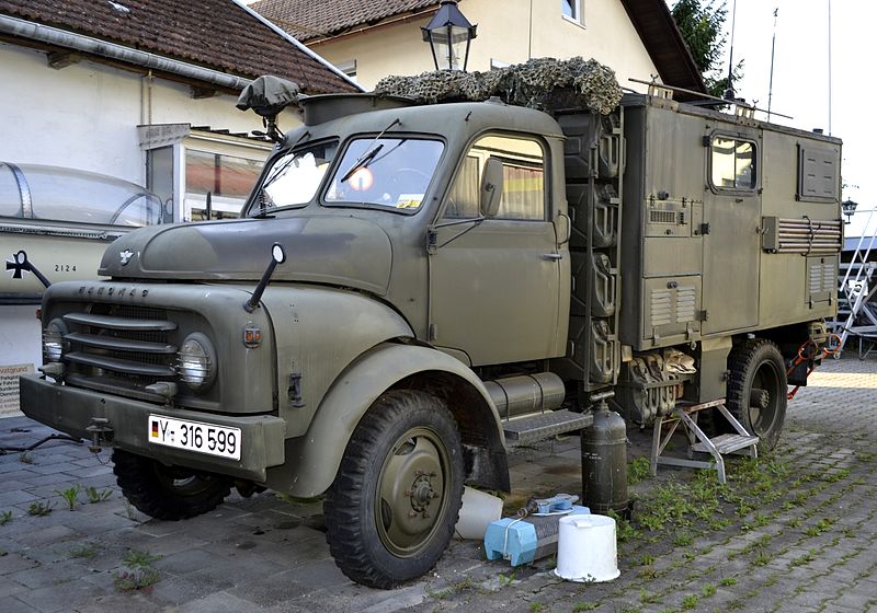 File:Hanomag LKW der Bundeswehr.JPG