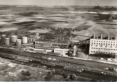 Harnes - Vue aérienne de la Centrale et du Rivage.jpg