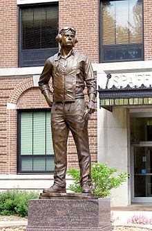 A statue of Cecil E. Harris on campus in Northern State University HarrisVictorStatue.jpg