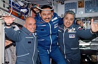 ISS-02 Soyuz TM-32 Taxi crewmembers.jpg