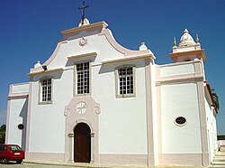 Igreja Matriz de Bensafrim - Portugal (2421943784).jpg