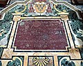 Il Gesù; Grabplatte für Kardinal Odoardo Farnese
