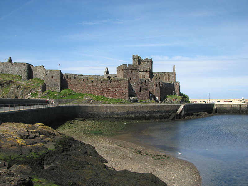 File:Isle of Man Peel Castle.jpg