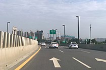 Jalan bebas hambatan Beijing-Guangzhou, melintasi Distrik Huiji