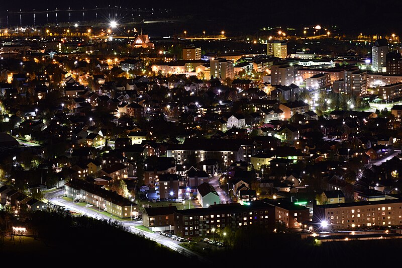 File:Kiruna at night.jpg