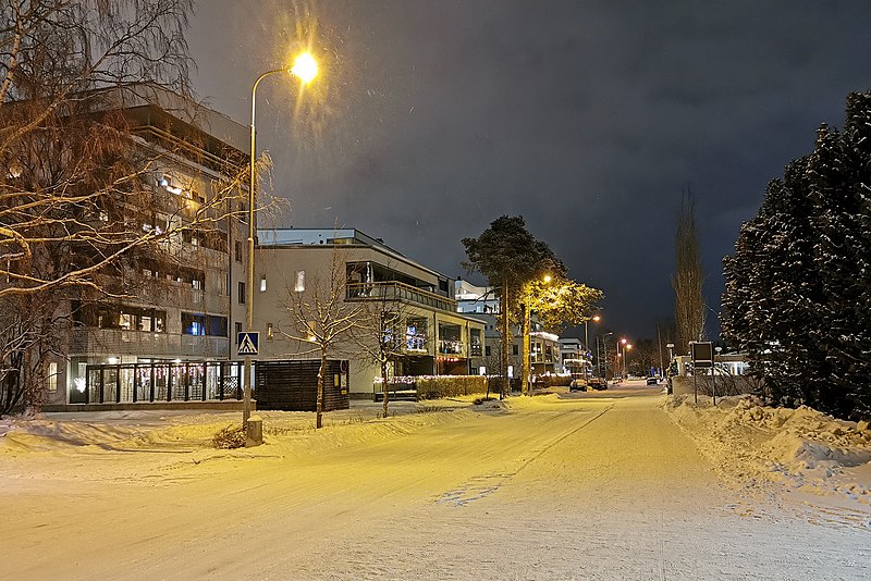 File:Koskitie Oulu 20211224.jpg